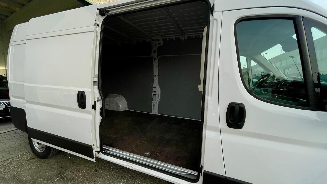 FIAT DUCATO 35 2.2 MJT PLM-TM 140CV - CRUISE CONTROL, TELECAMETA POSTERIORE, NEOPATENTATI