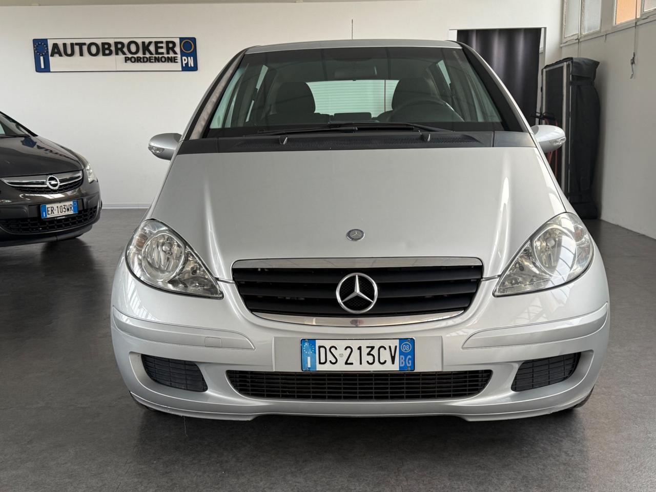 Mercedes-benz A 180 CDI Elegance cambio automatico neopatentati