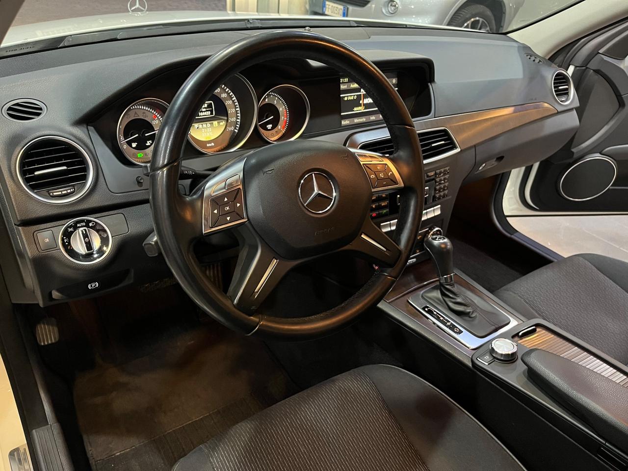 Mercedes-benz C 200 C 200 (be) Elegance BENZINA !