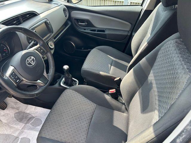 TOYOTA Yaris 1.0 5 porte Active