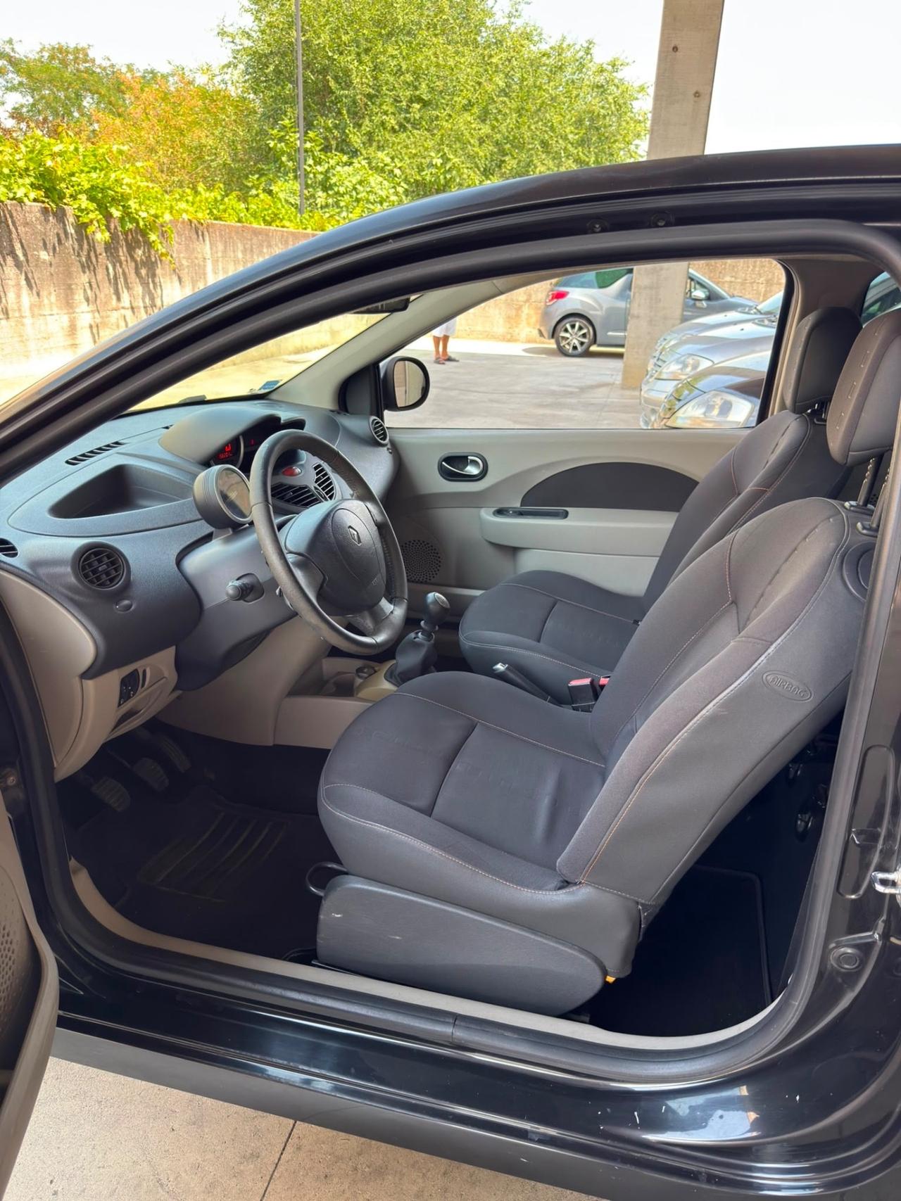 Renault Twingo 1.2 8V