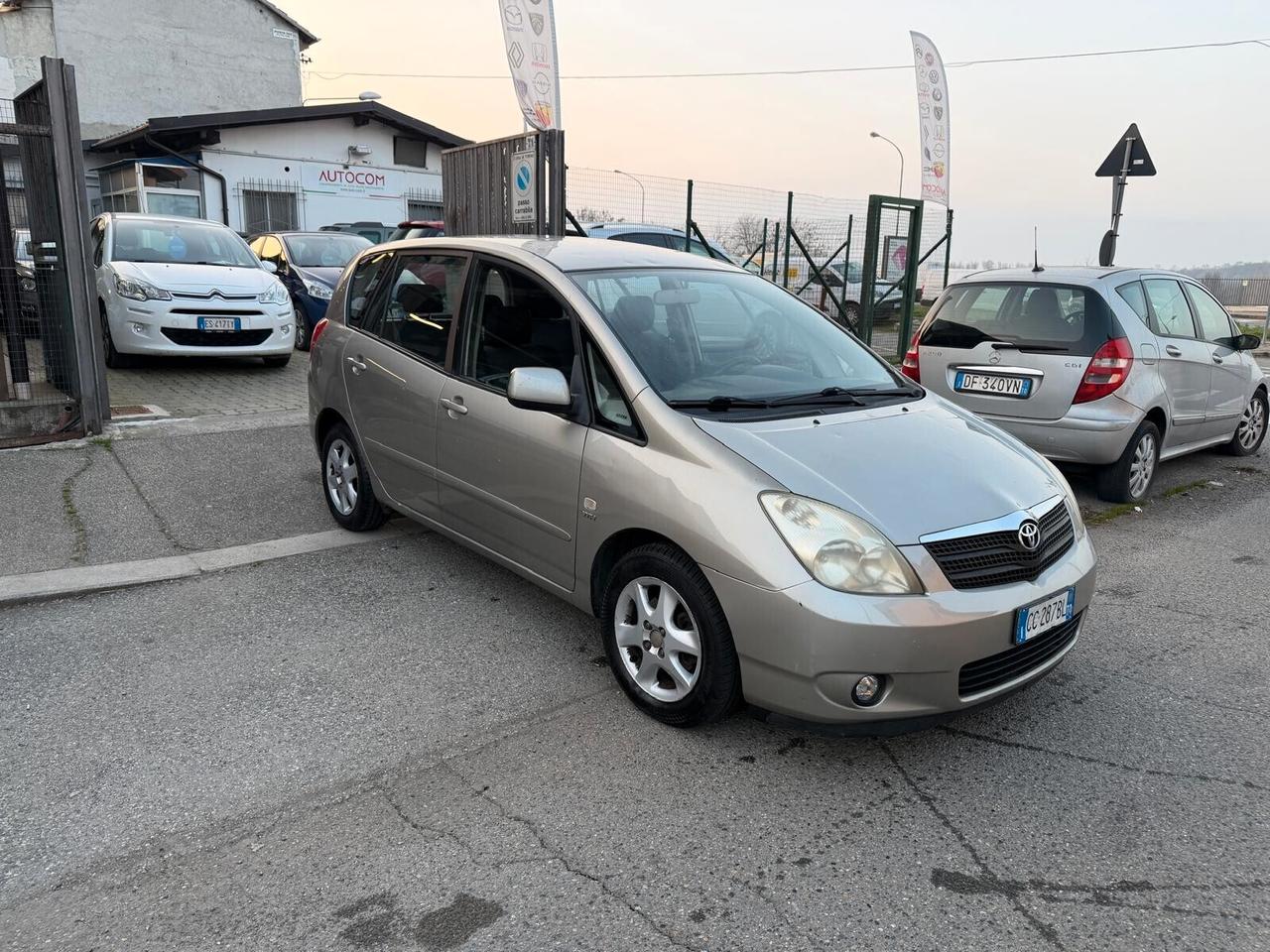 Toyota Corolla Verso 1.8 16V