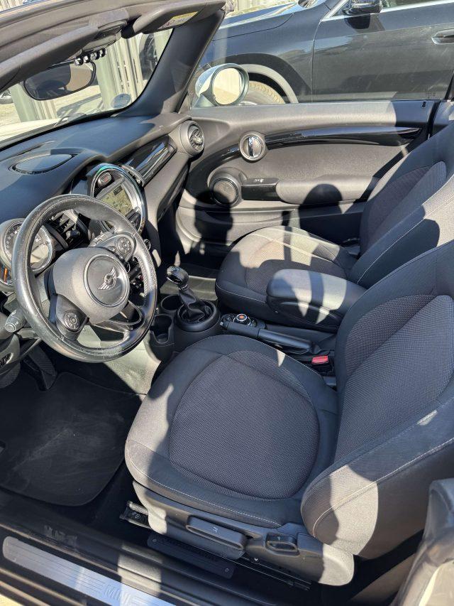 MINI Cooper D Cabrio 1.5 auto