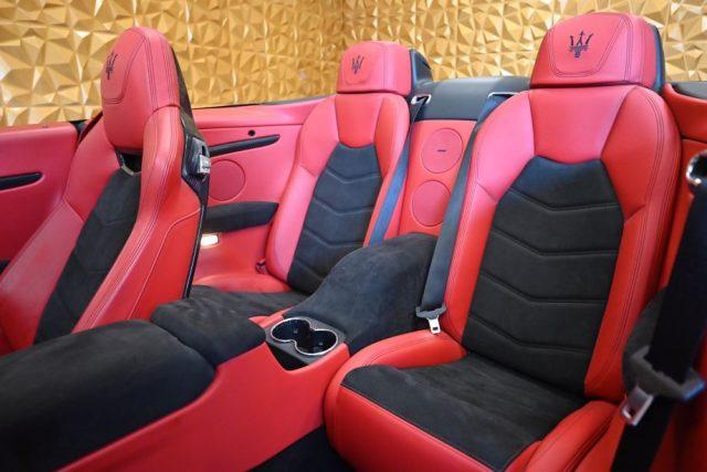 MASERATI GranCabrio 4.7 V8 MC STRADALE 460CV FULL CARBONIO BOSE NUOVA