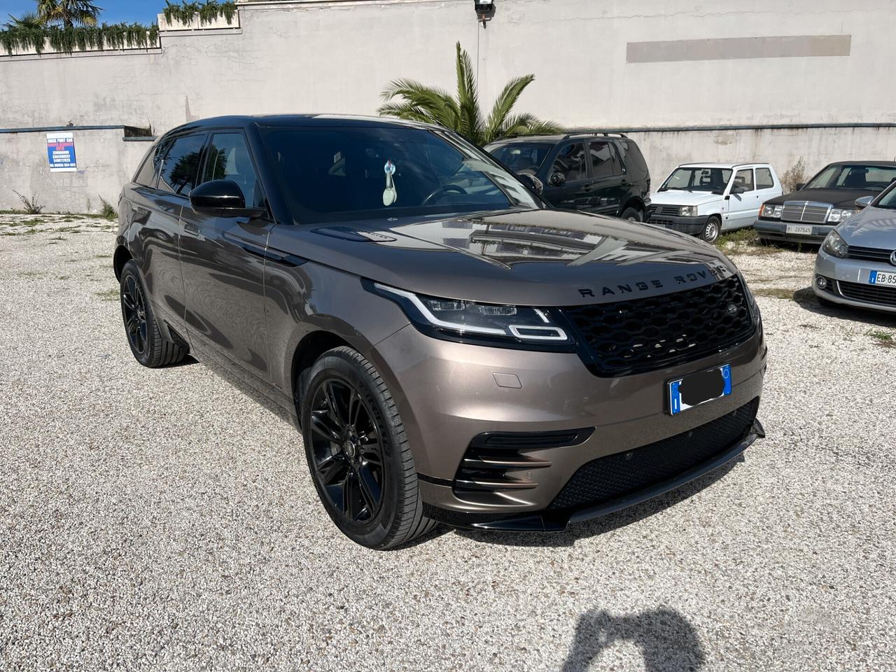 Land Rover Range Velar 2.0D I4 180 CV R-Dynamic HSE