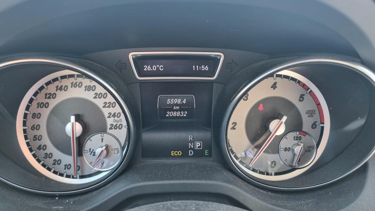 Mercedes-benz GLA 220 CDI Automatic Premium