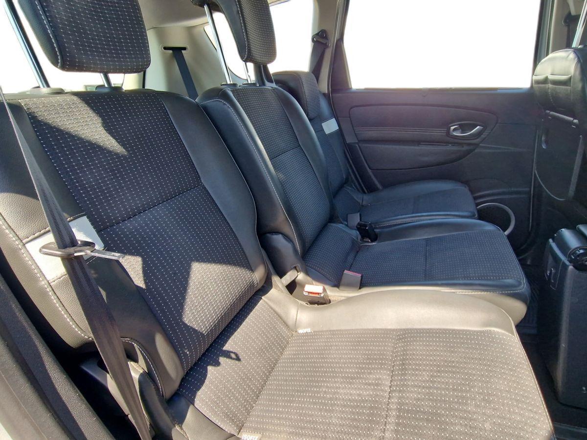 RENAULT SCENIC 1.5 7 POSTI DYNAMIC