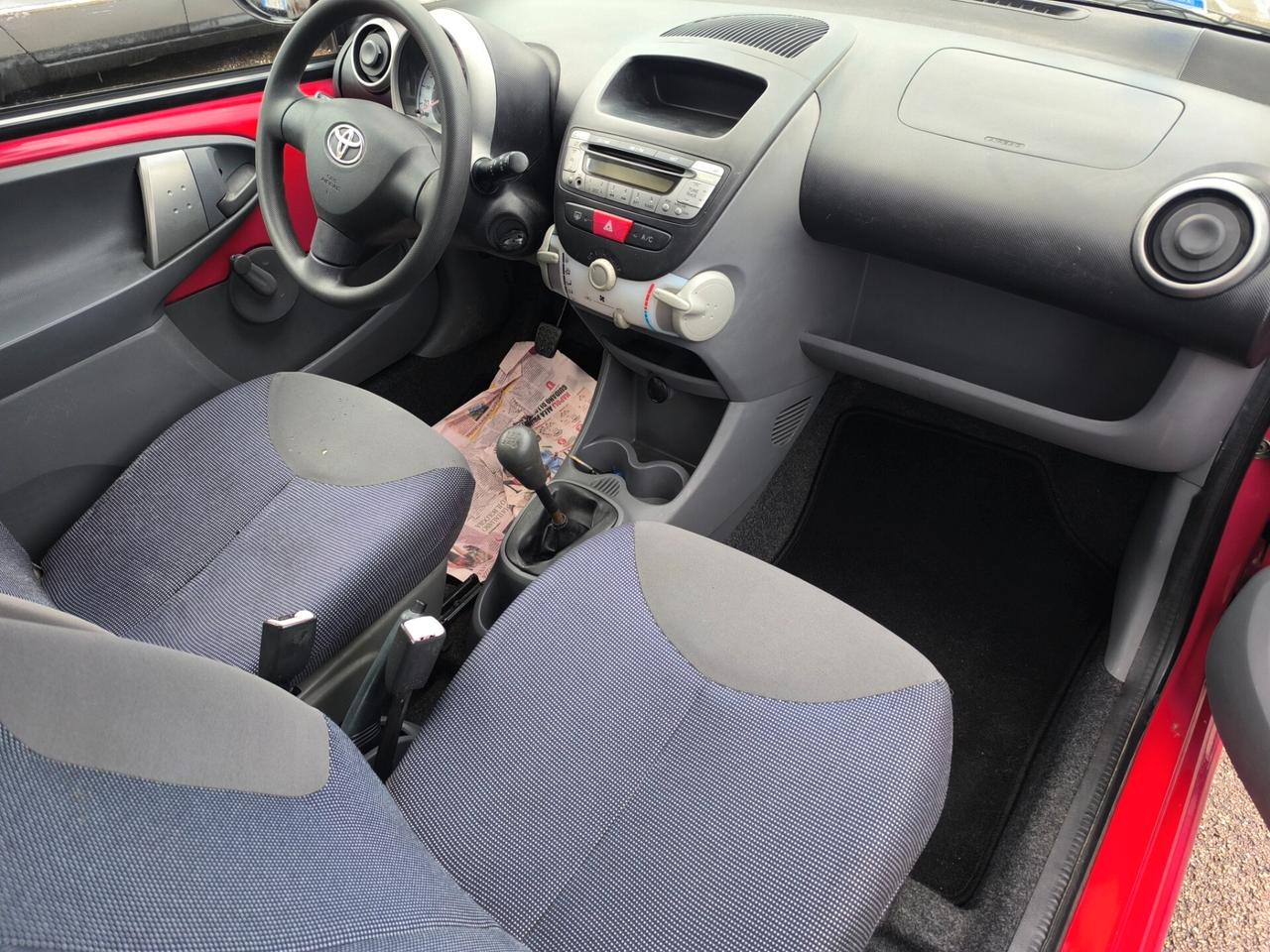 Toyota Aygo 1.0 12V VVT-i 3 porte