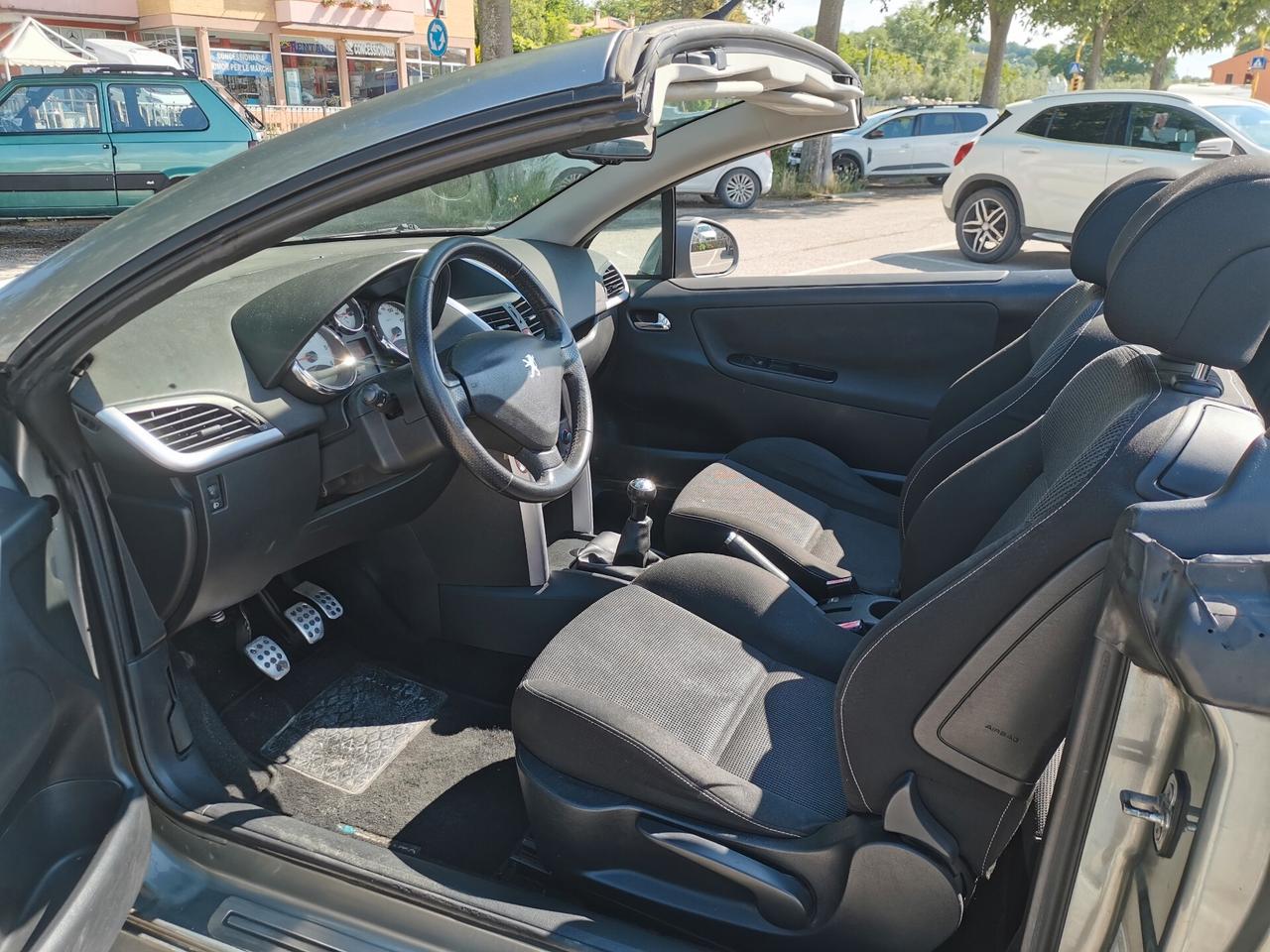 Peugeot 207 cc 1.6 HDi 110CV