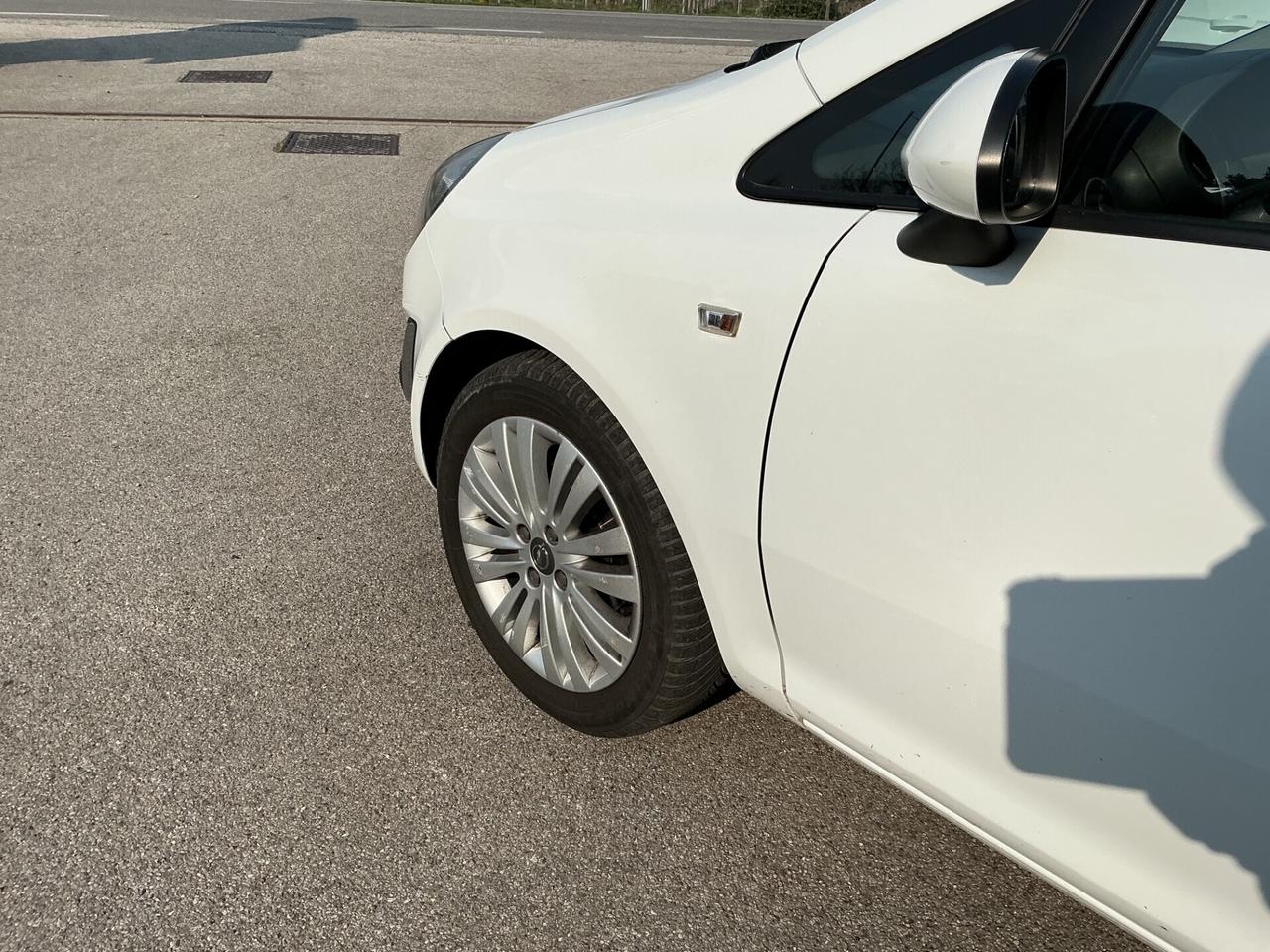 Opel Corsa 1.2 GPL Neopatentati