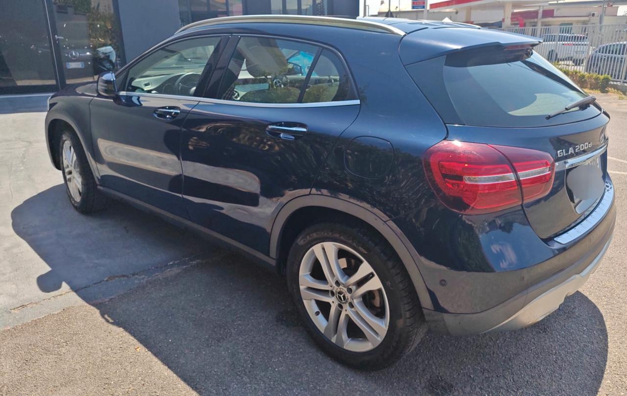 Mercedes-benz GLA 200 d Sport
