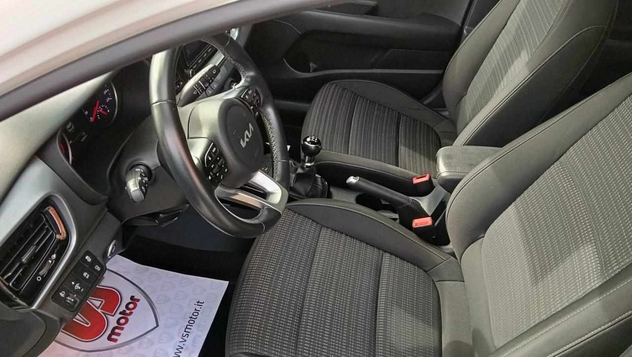 KIA STONIC 1.2 B/GPL-RETROC-KM 40.000