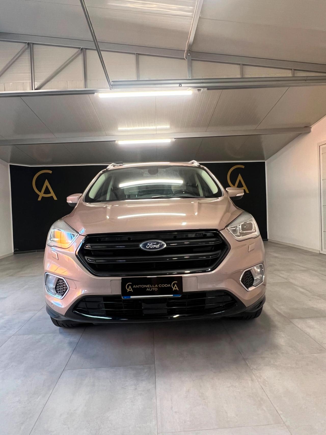 Ford Kuga 2.0 TDCI 150 CV S&S 4WD Powershift Vignale