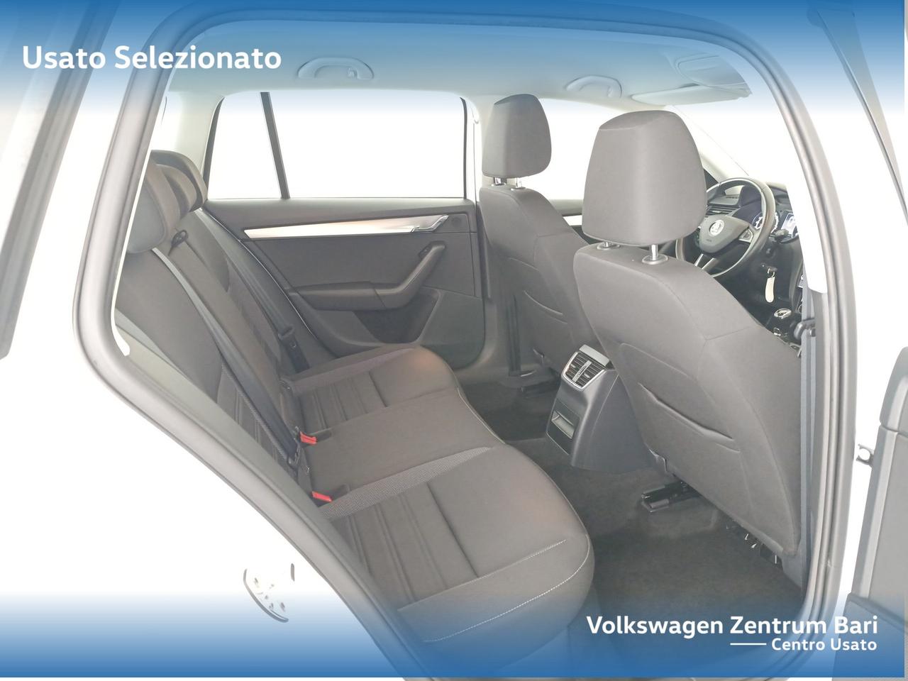 Skoda Octavia wagon 1.6 tdi ambition 115cv