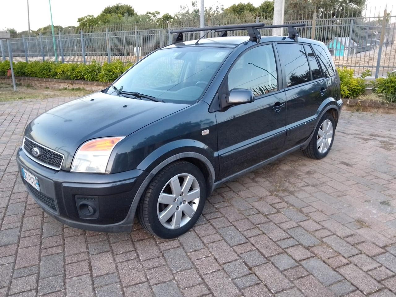 Ford Fusion 1.4 TDCi 5p. Collection