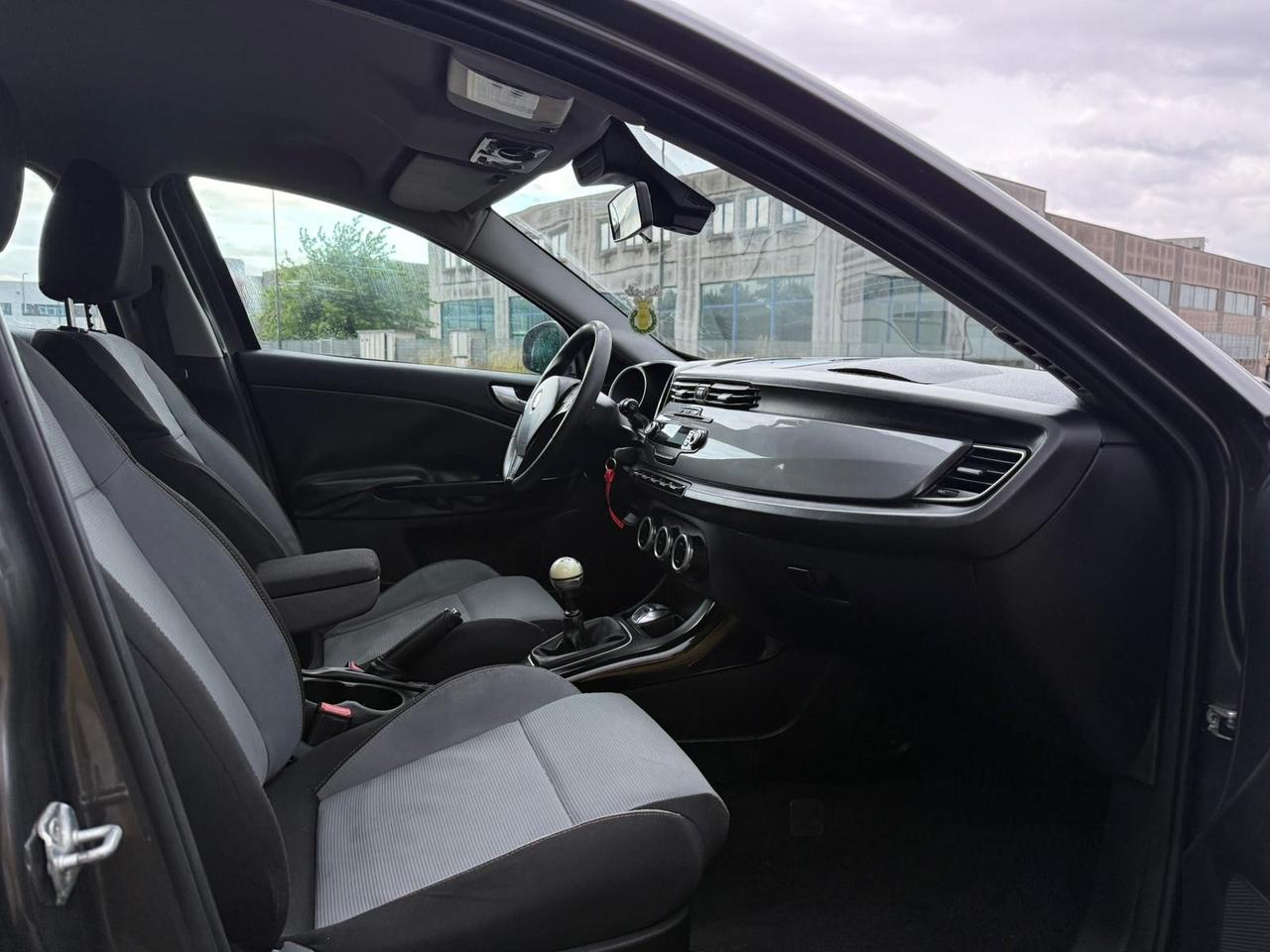 Alfa Romeo Giulietta 1.6 JTDm-2 105 CV Distinctive