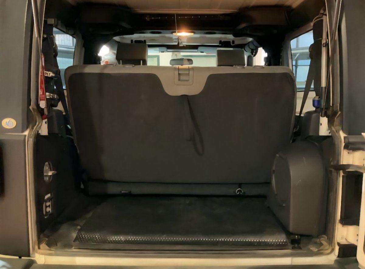 JEEP - Wrangler - Unlimited 3.8 Rubicon Auto