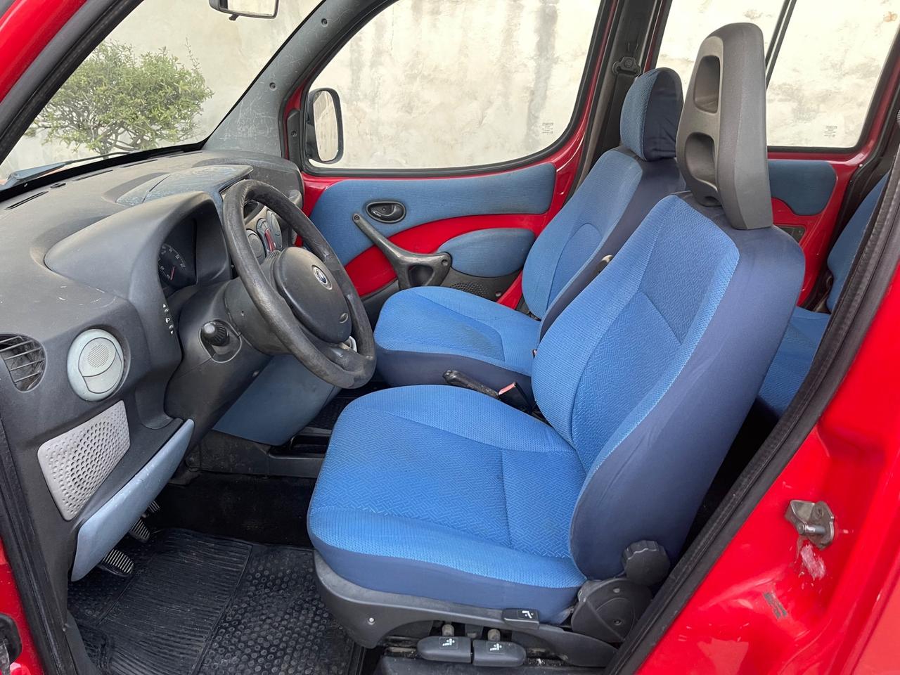 Fiat Doblo 1.9 JTD VETRATO