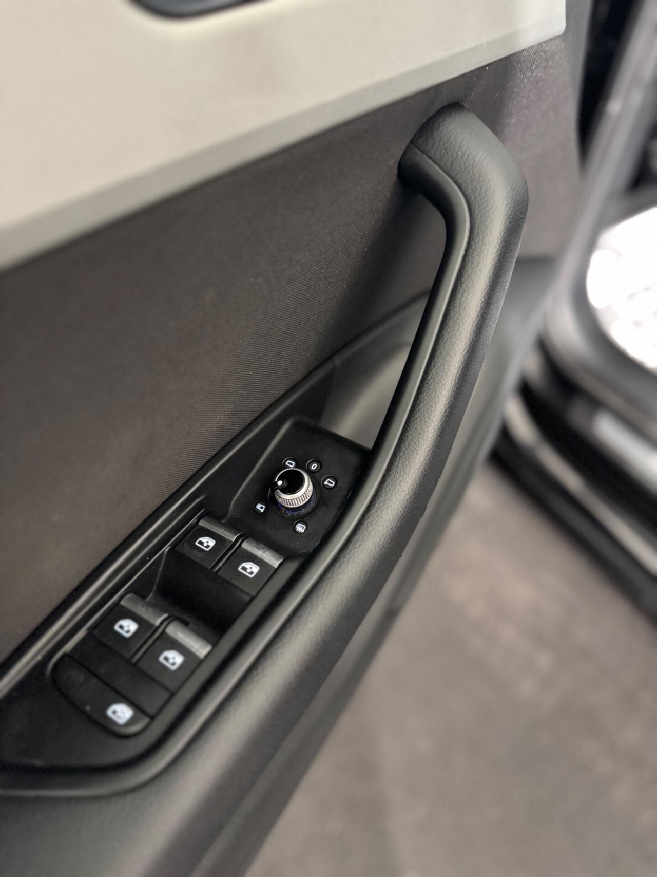 A4 Avant 2.0 Advanced FARI FULL LED, SENSORI ANT & POST, CRUISE ADATTIVO, APPLE CARPLAY E ANDROIDAUTO