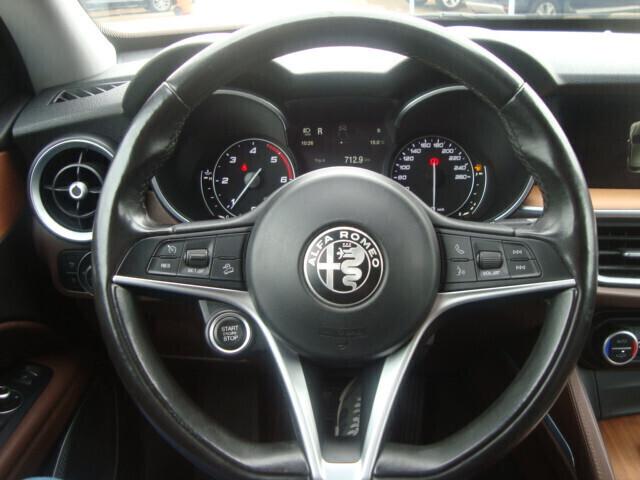 Alfa Romeo Stelvio 2.2 Turbodiesel 210 CV AT8 Q4 Executive