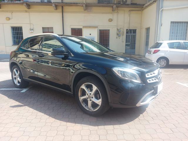 MERCEDES-BENZ GLA 200 D 136 CV SPORT AUTO