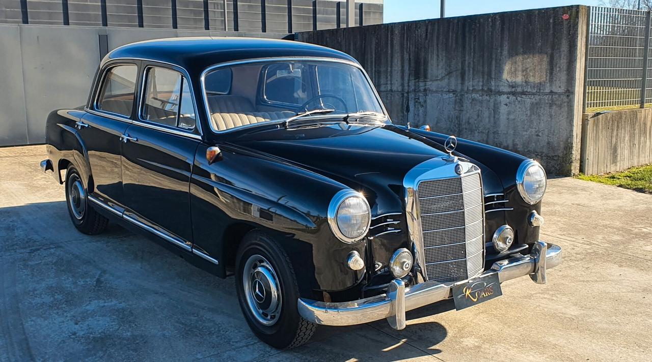 Mercedes 190 PONTON