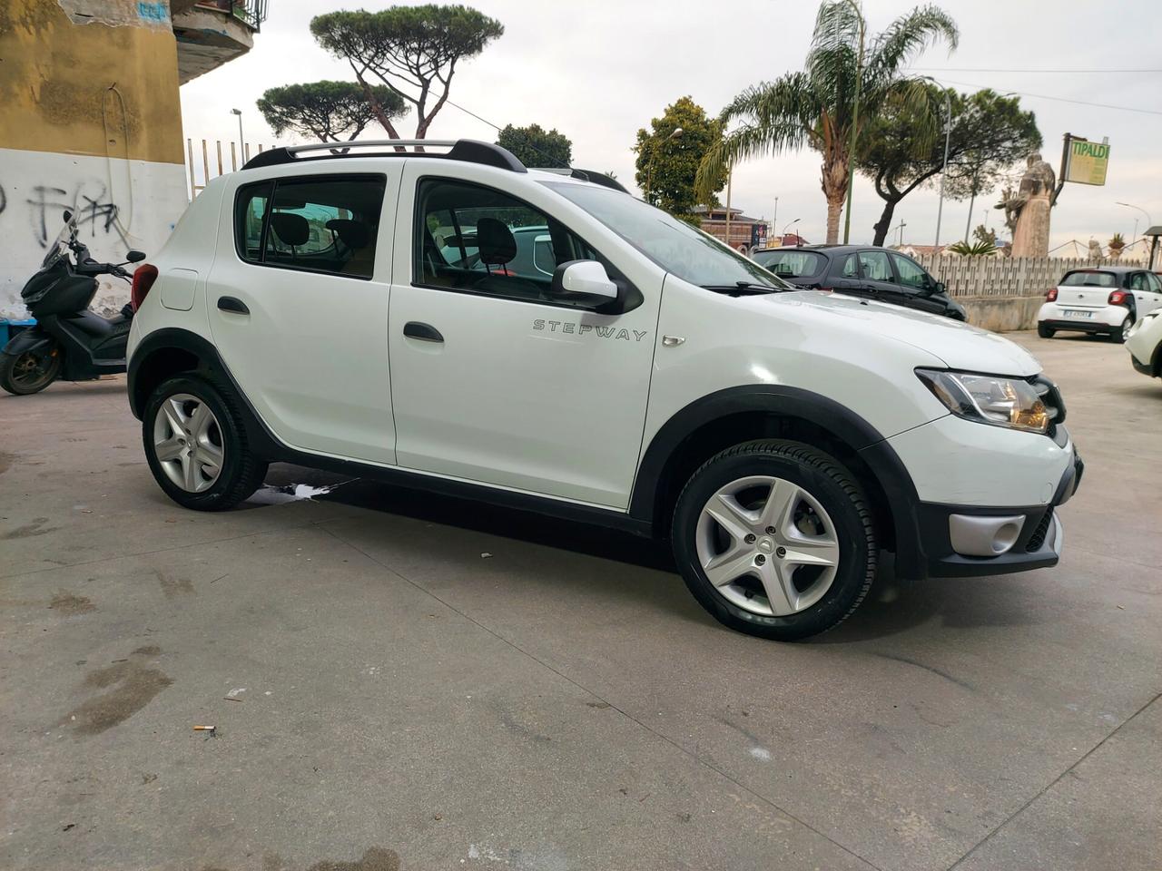 Dacia Sandero Stepway GPL FULL OPT.IONAL 2016