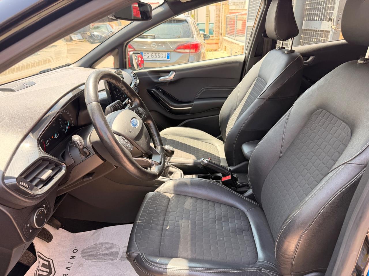 Ford Fiesta Active 1.5 TDCi-2018 LED/NAVI/17"
