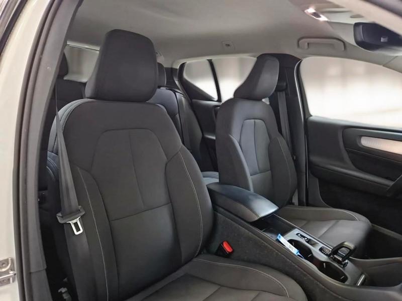 VOLVO XC40 T5 Plug-in Hybrid auto Recharge Inscription Expression