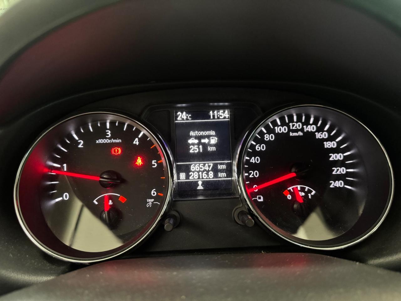 Nissan Qashqai 1.5 dCi DPF SOLO 66.000km