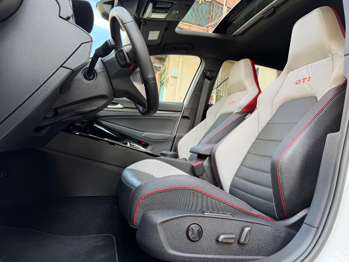 Volkswagen Golf 8 GTI 2.0 TSI 245 CV