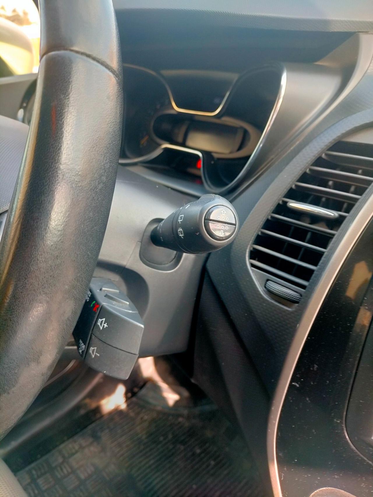 Renault Captur 0.9 TCe 12V 90 CV Start&Stop Wave