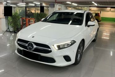 MERCEDES-BENZ A 180 d Automatica PREMIUM SPORT, TELECAMERA OK NEOPATEN