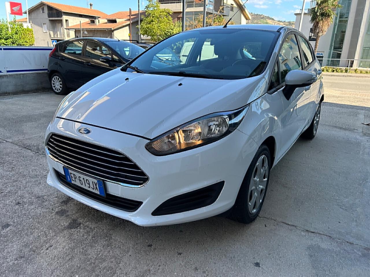 FORD FIESTA DIESEL 75 CV NEOPATENTATI!!!! 2013