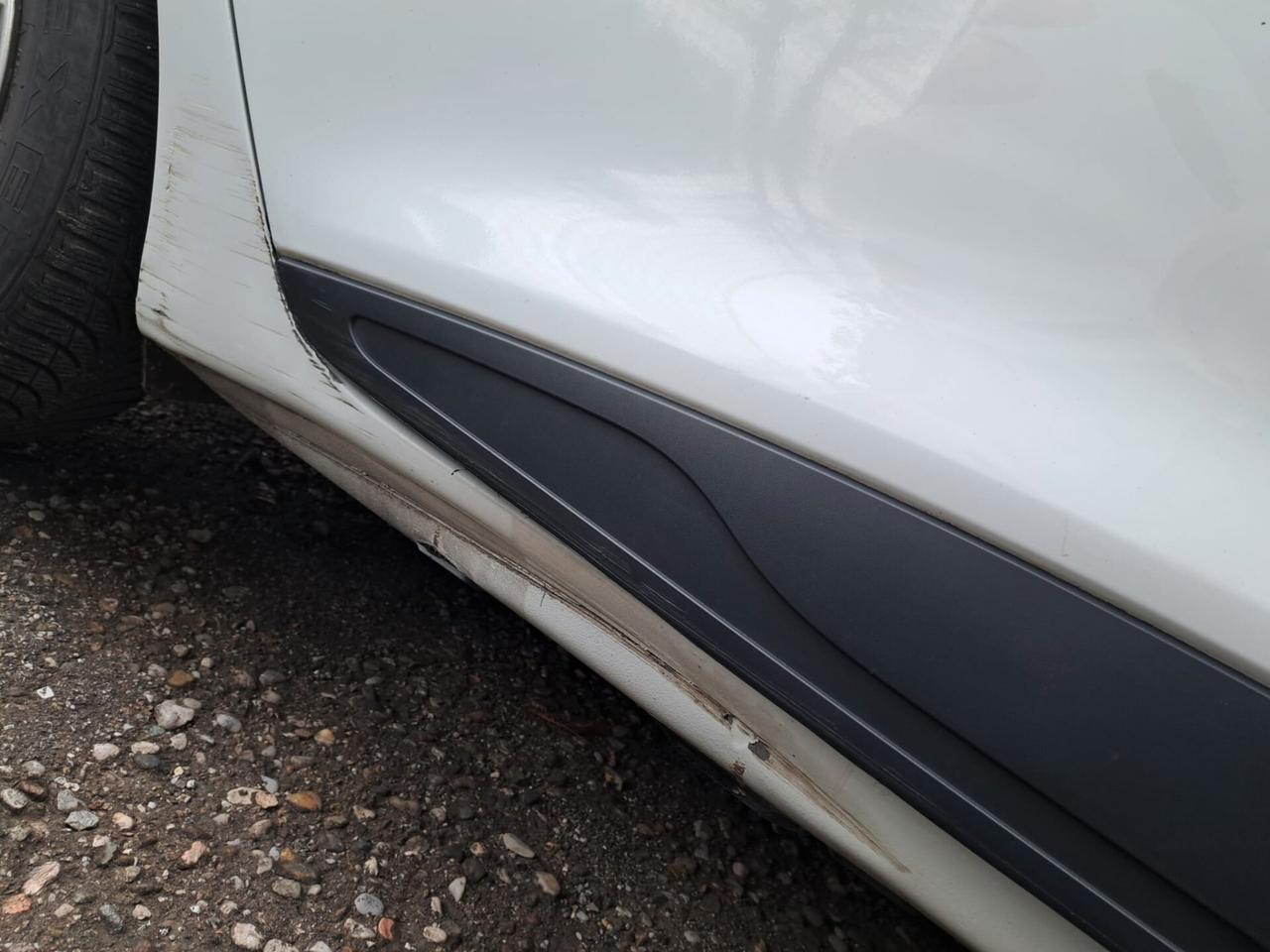 Renault Clio 1.5 dCi 8V 75CV 5 porte Wave