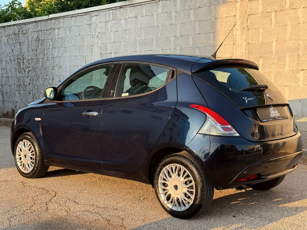 Lancia Ypsilon 1.2 69 CV 5 porte Platinum