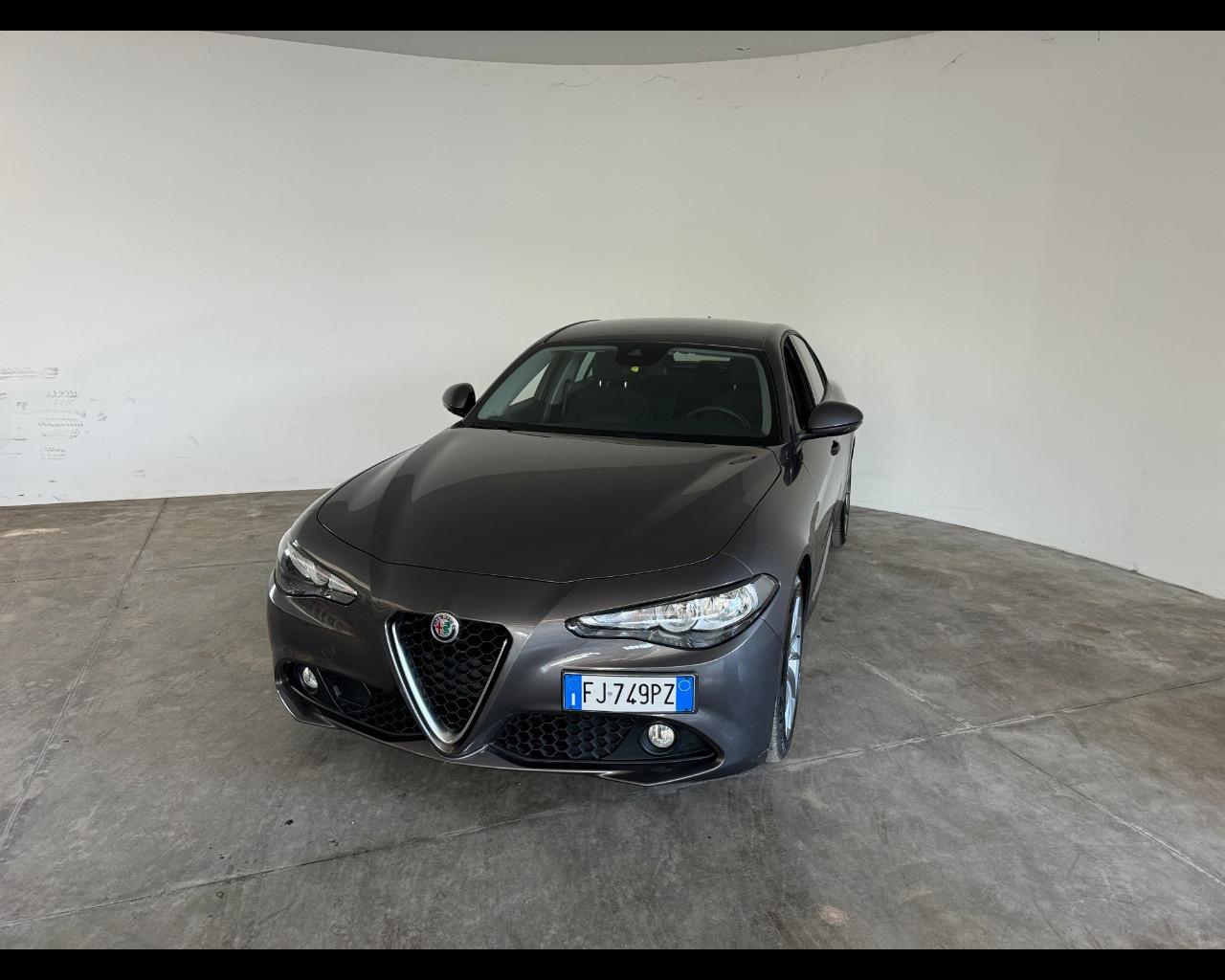 ALFA ROMEO Giulia (2016) - Giulia 2.2 Turbodiesel 180 CV AT8 Eco Busine