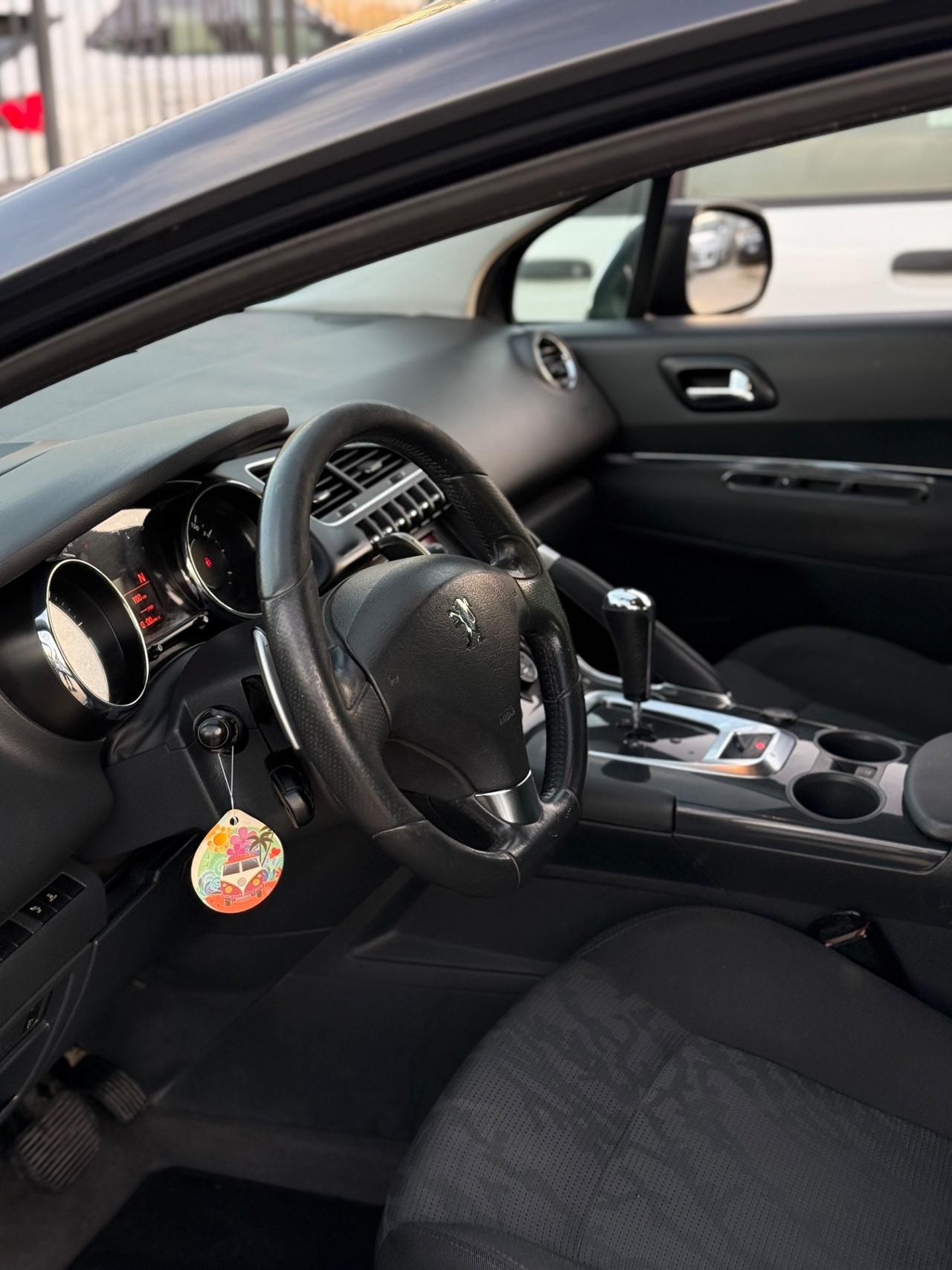 Peugeot 3008 1.6 HDi 112CV cambio robotizzato Premium