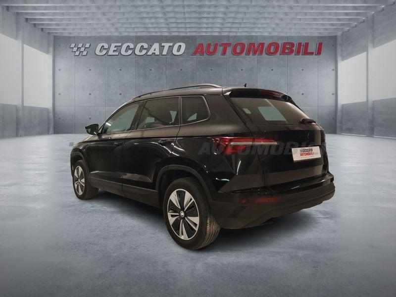 Skoda Karoq 2022 1.0 tsi Executive 110cv