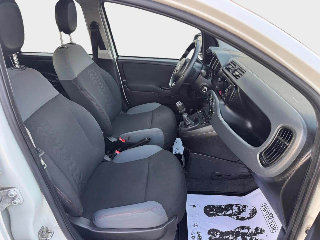 Fiat Panda 1.2 benzina anno 2019 120.000km neo