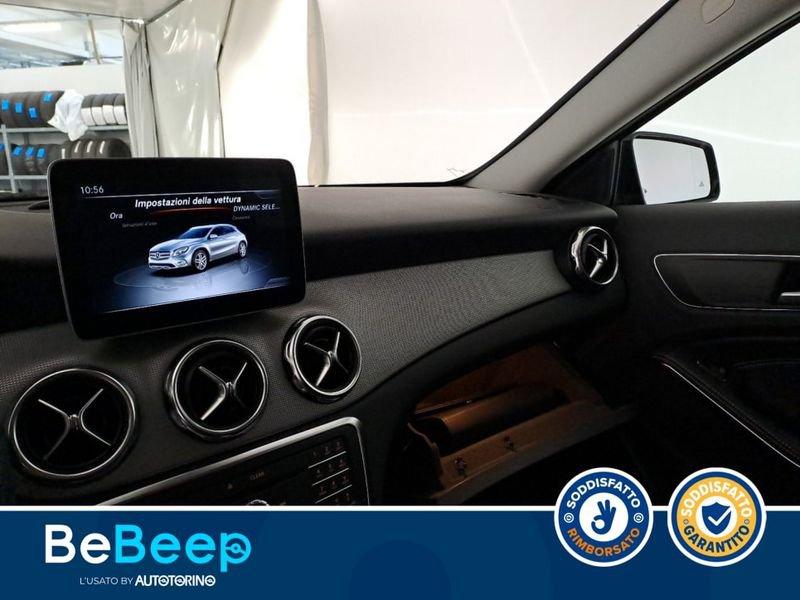 Mercedes-Benz GLA 200 D SPORT 4MATIC AUTO