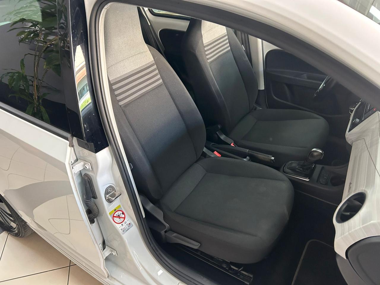 Volkswagen up! e-up! 82 CV