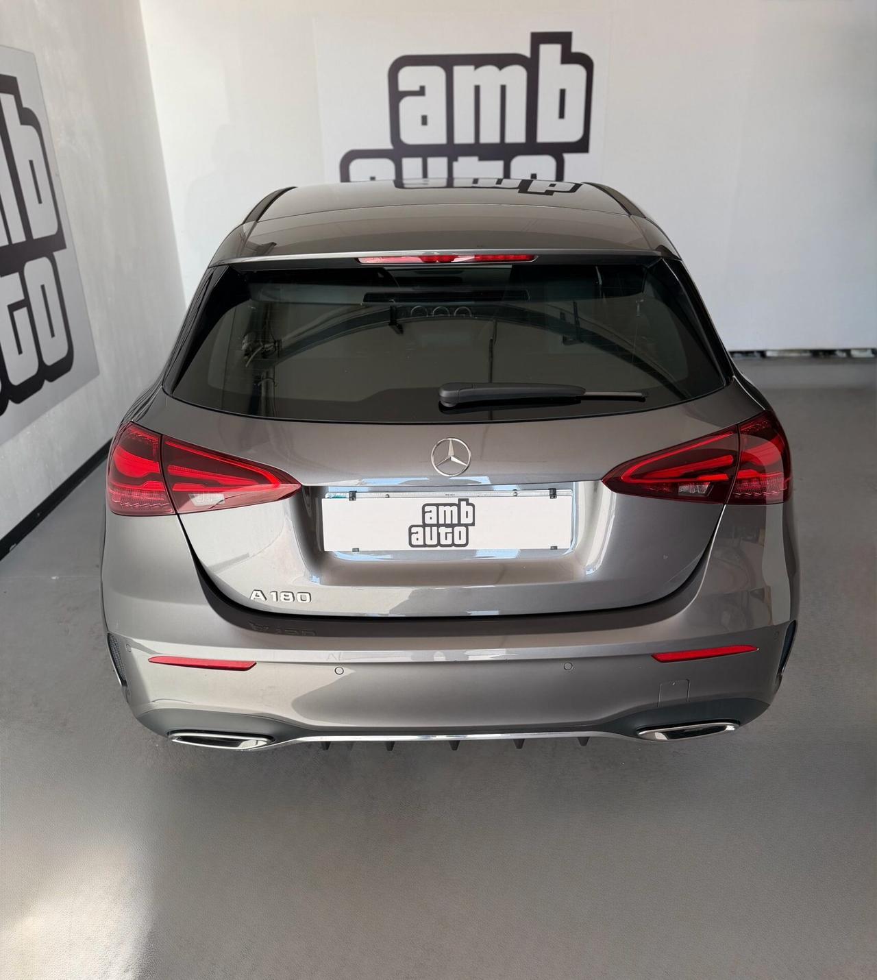 Mercedes-benz A180 AMG Line Premium