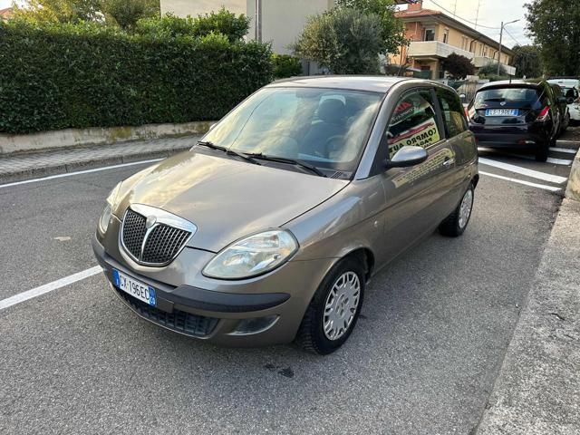 LANCIA Ypsilon 1.2 16V Platino