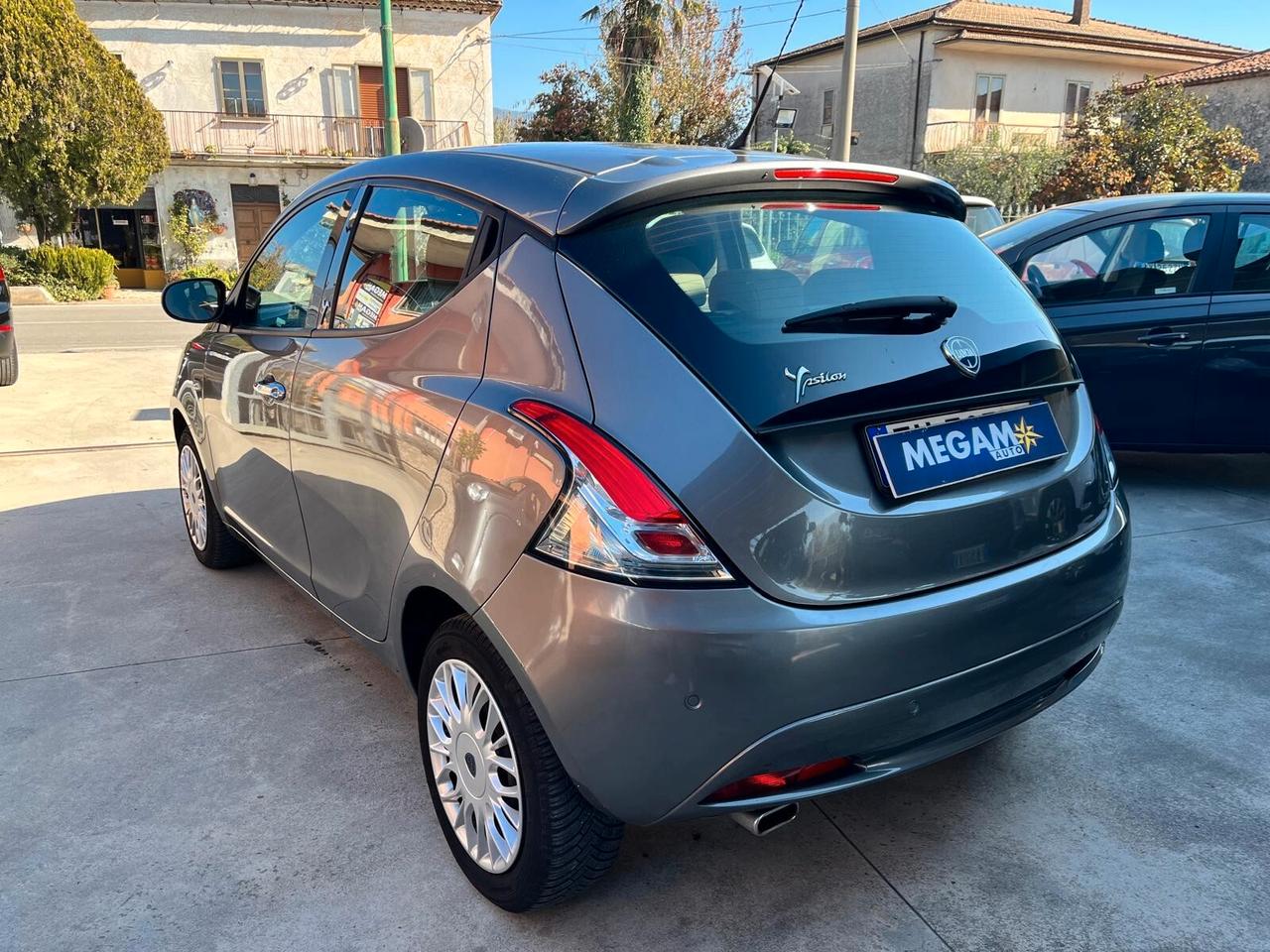 Lancia Ypsilon 1.3 MJT 16V 95 CV 5 porte S&S Gold