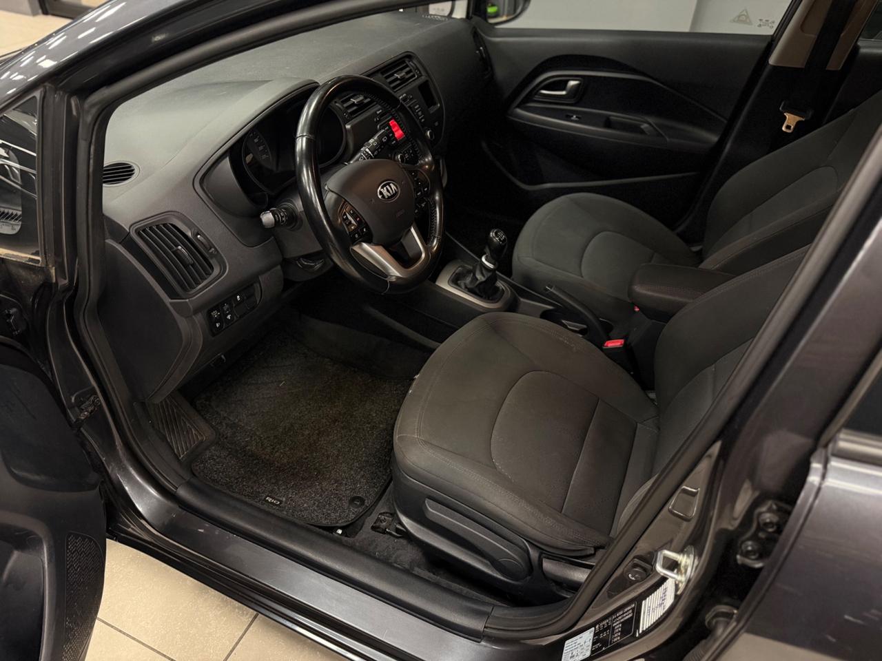 Kia Rio 1.1 CRDi 5p. Cool