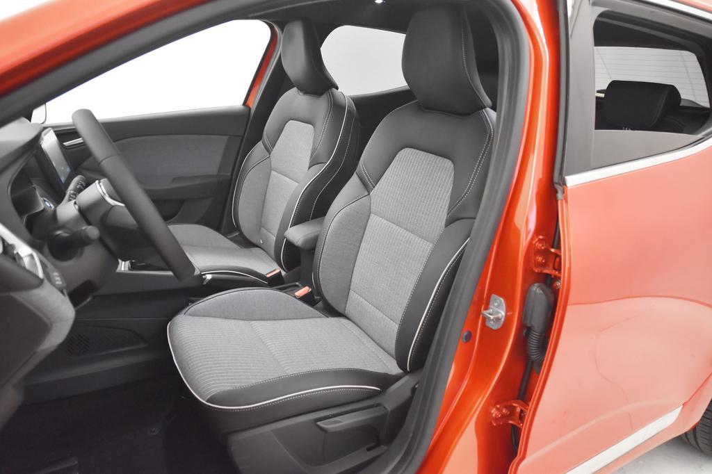 Renault Clio 1.6 E-Tech full hybrid Techno