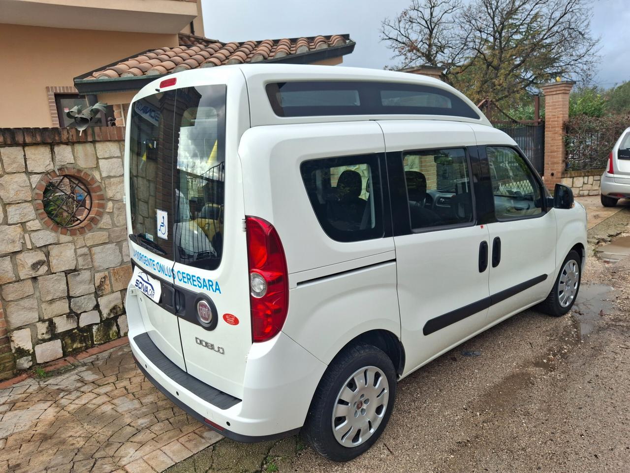 Fiat Doblo Doblò 1.6 MJT 16V 90CV tetto alto pedana elettrica trasporto disabili