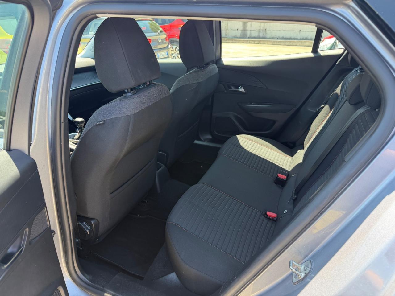 Peugeot 2008 BlueHDi 110 S&S Allure Pack