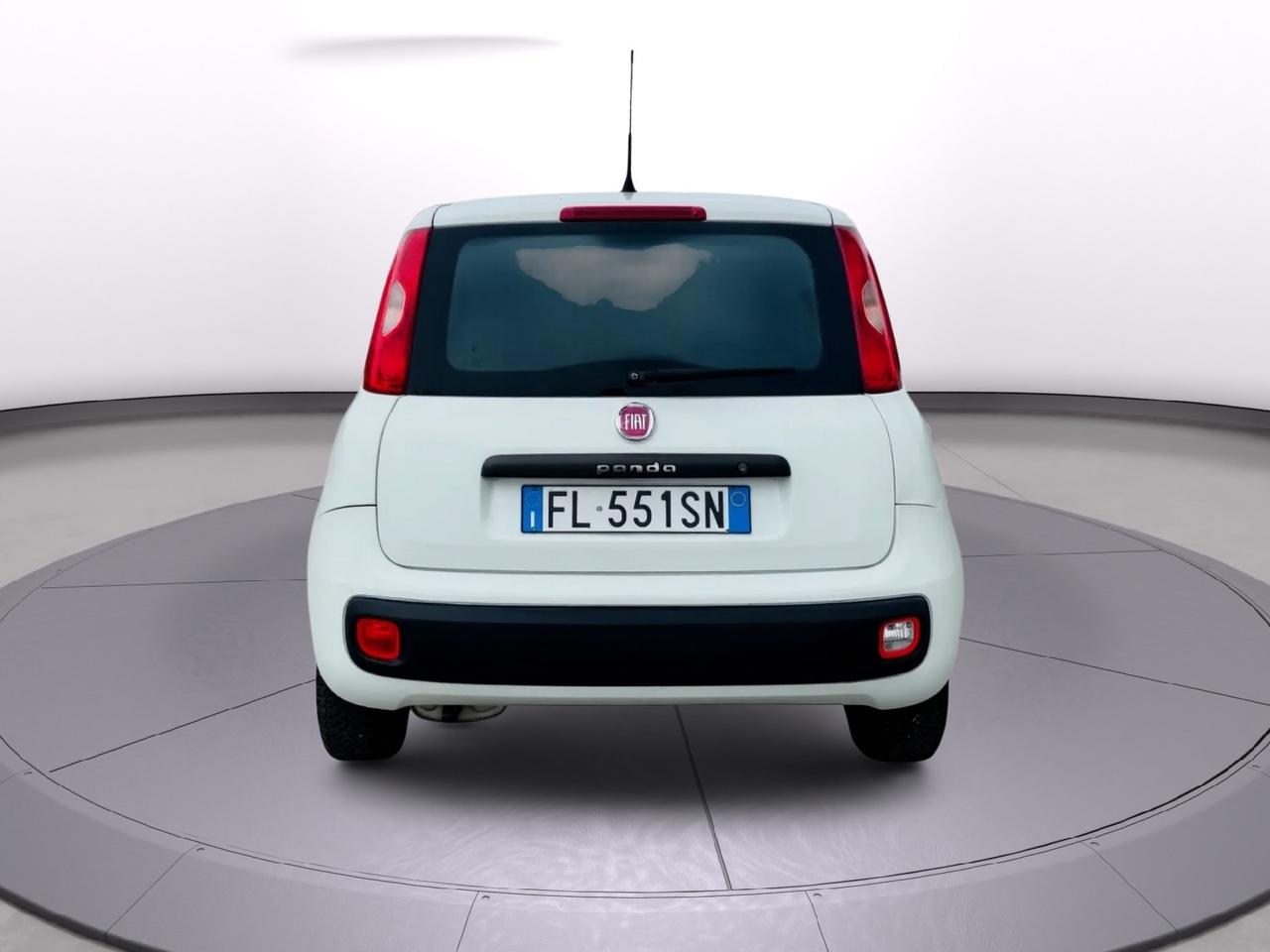 Fiat Panda 1.2 benzina anno 2018 neo patentati
